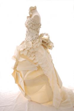 Origami ruhák az Iparművészeti Múzeumban