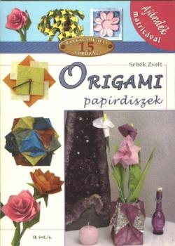 Origami papírdíszek