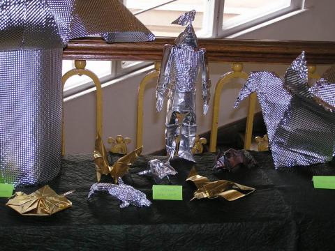 Fémből hajtogatott Modellek