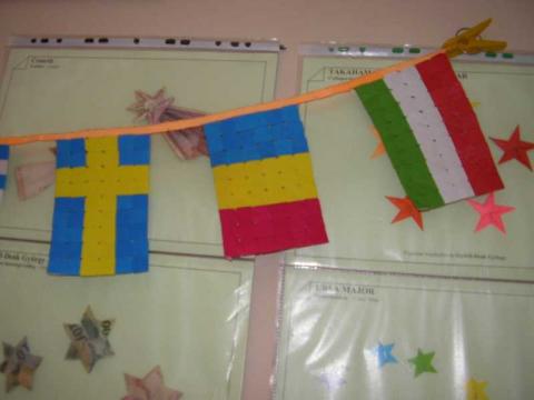 Györfi-Deák György: Zászlók Verrill-modulból