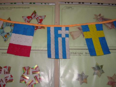 Györfi-Deák György: Zászlók Verrill-modulból