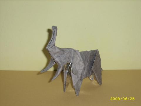 Sebők Zsolt: Elefánt