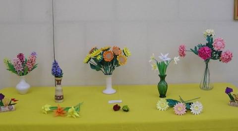 Ácsné Dóczi Éva: Virágok