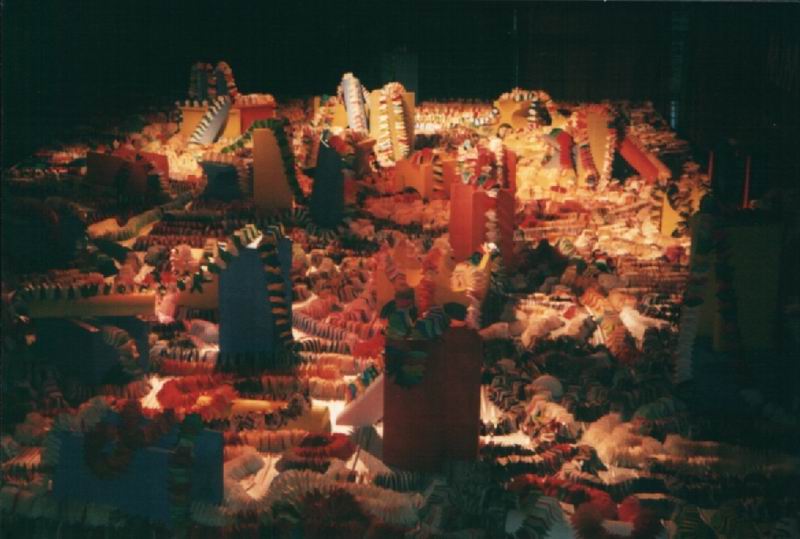 MiMi a százezerlábú a Guiness-rekord bejelentésén